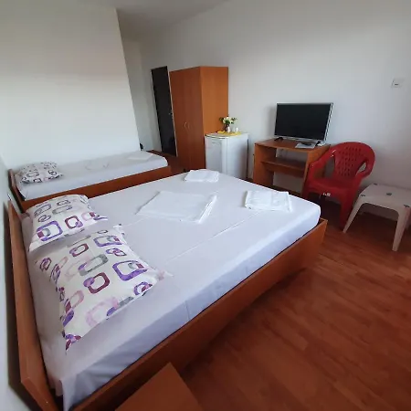 게스트하우스 Sophia 코스티네스티