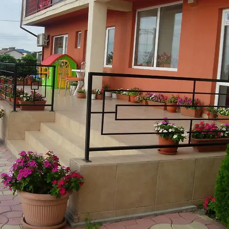 Pensión Sophia Costinesti